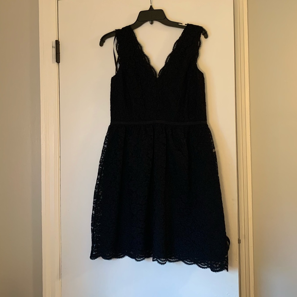 Ann Taylor loft black lace dress size 6 EUC